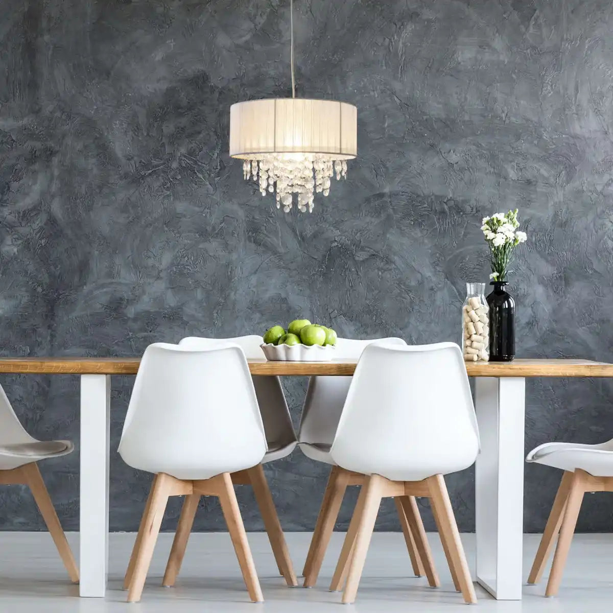 Deko-Pendelleuchte "KRISTALLO", Hängelampe aus Metall, transparentem Kunststoff und weißem Textilmaterial, E27-Fassung, für Esszimmer, Wohnzimmer, Diele oder Büro, 30 cm Durchmesser