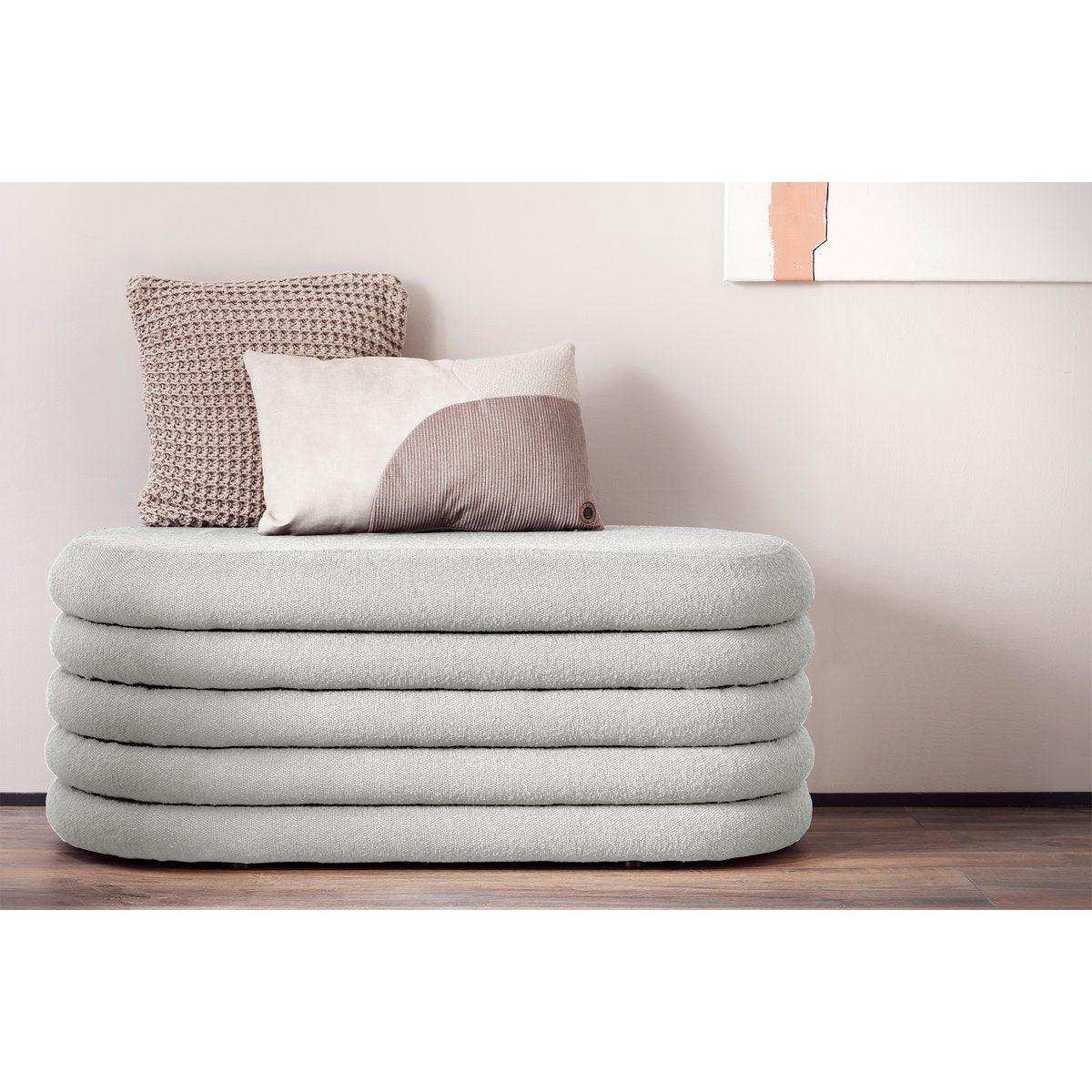 Bouclé Polsterhocker/Bettbank Weiß - HomeDesign Knaus