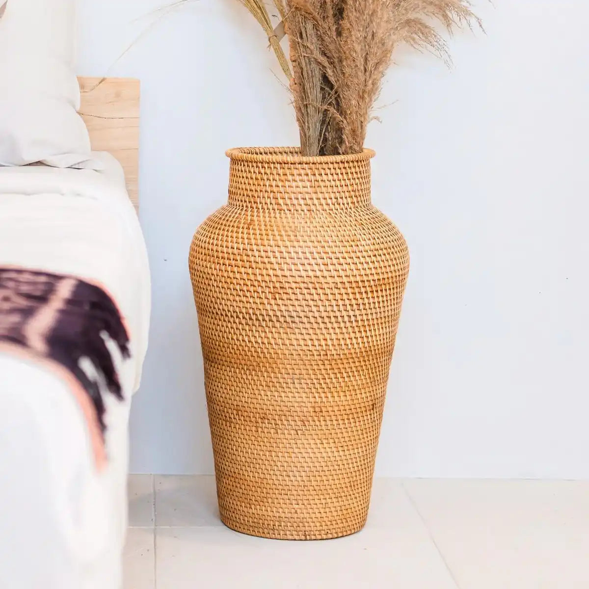 Geflochtene Rattanvase rund – Große Boho Dekovase – Vase hoch & schmal
