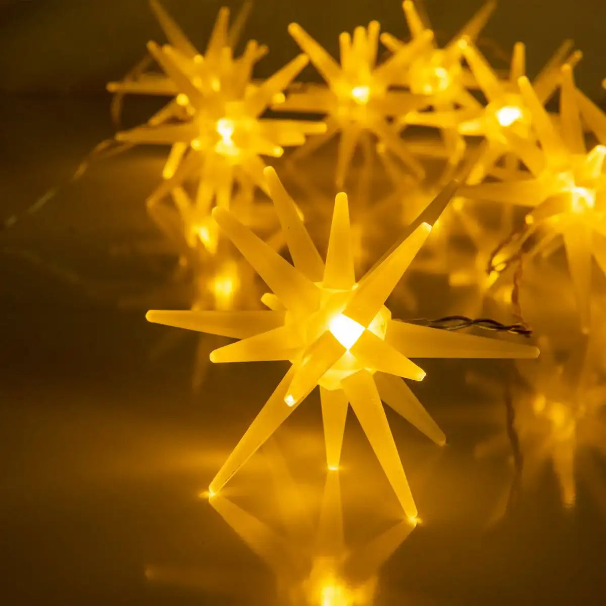 10er-LED-Lichterkette "3D-STERNE" - Weihnachtsdeko aus Kunststoff in weiß, mit fest verbauten LEDs