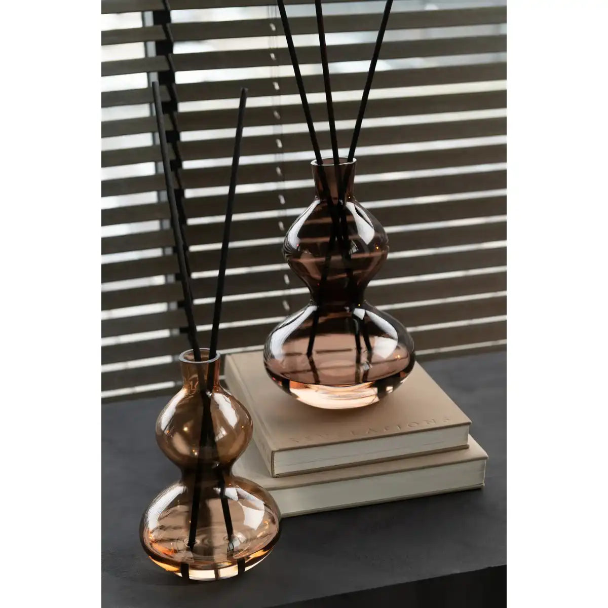J -Line Geurolie Li -Ly Land - Glas - Bruin - klein