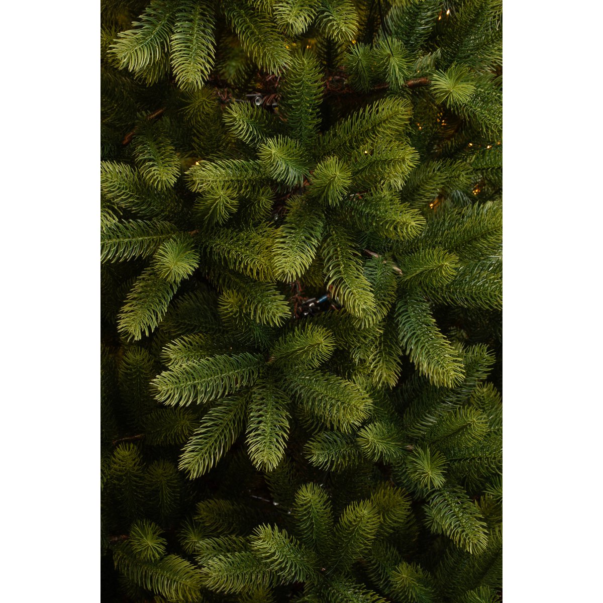 Künstlicher Weihnachtsbaum – H210 x Ø115 cm – Grün