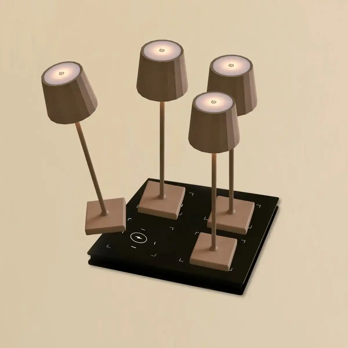 Combi Set Professional-4 x Wouter Koala Brown wiederaufladbare Tischlampen & 1 x Amstel Wireless Ladestation mit Qi-Technologie