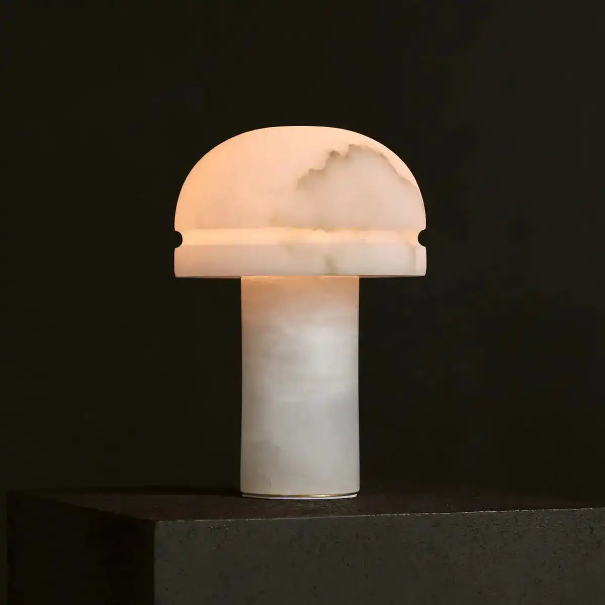 Stilvolle Alabasterlampe von Leonardo – elegante Beleuchtung für Ihr Zuhause
