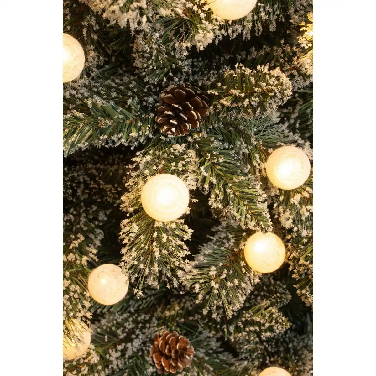 Künstlicher Weihnachtsbaum im Topf mit LED-Beleuchtung – H90 x Ø51 cm – Grün gefrostet, Rot