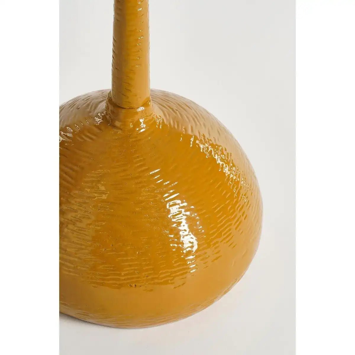 Colin Beistelltisch – H58 x Ø34 cm – Recyceltes Aluminium – 100 % FSC – Braun - HomeDesign Knaus