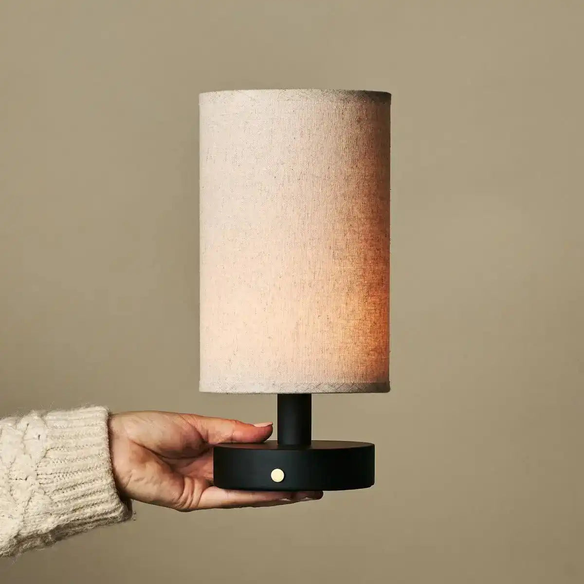 Ben Black Holztischlampe-wiederaufladbar, dimmbar, USB-C-Antrieb