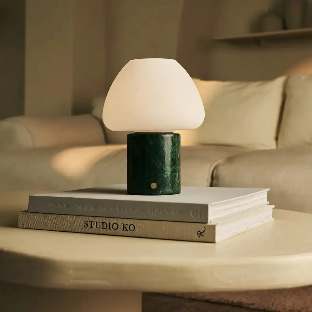 Ostade Green / Verde Alpi - Einzigartige Marmorlampe mit 3 hellen Farben und Dimmfunktion