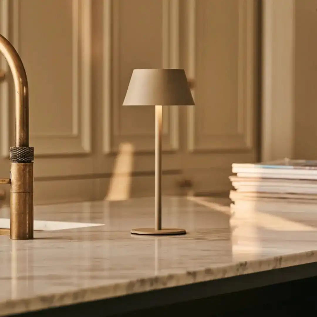 Milou Koala Brown - Tischlampe ohne Kabel l moderne, Design- und 3 Lichtmodi