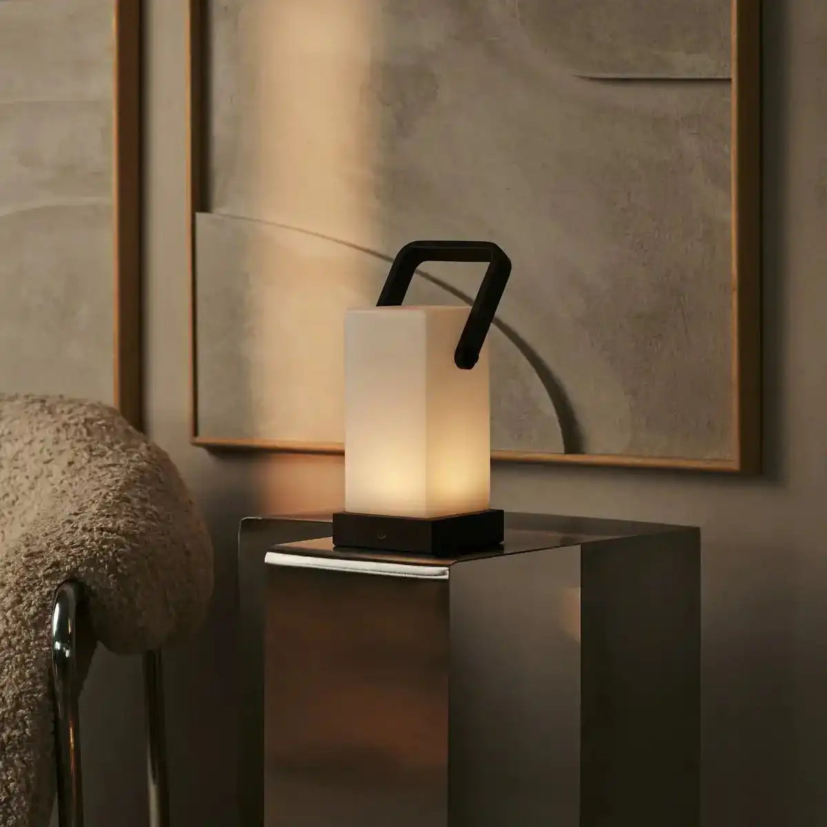 Harper dunkelbraune Holzlampe – kabellose wiederaufladbare Tischlampe mit Griff