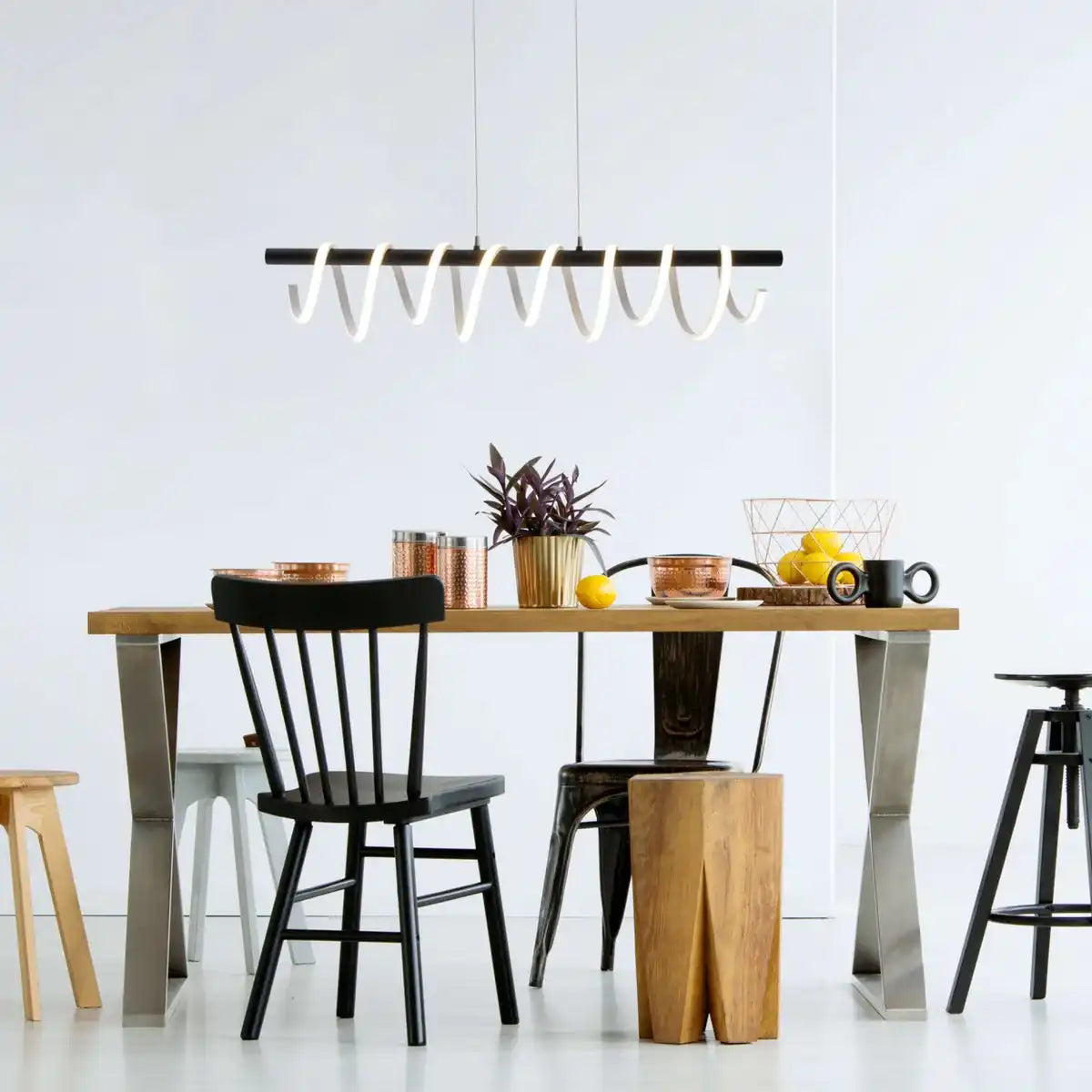 LED Pendelleuchte "BELLEZA", moderne Pendellampe aus Metall und Kunststoff in Schwarz, und Weiß, mit fest verbauten LEDs, ca. 100 cm lang, Die ideale Beleuchtung für Wohnzimmer, Esszimmer oder Küche.