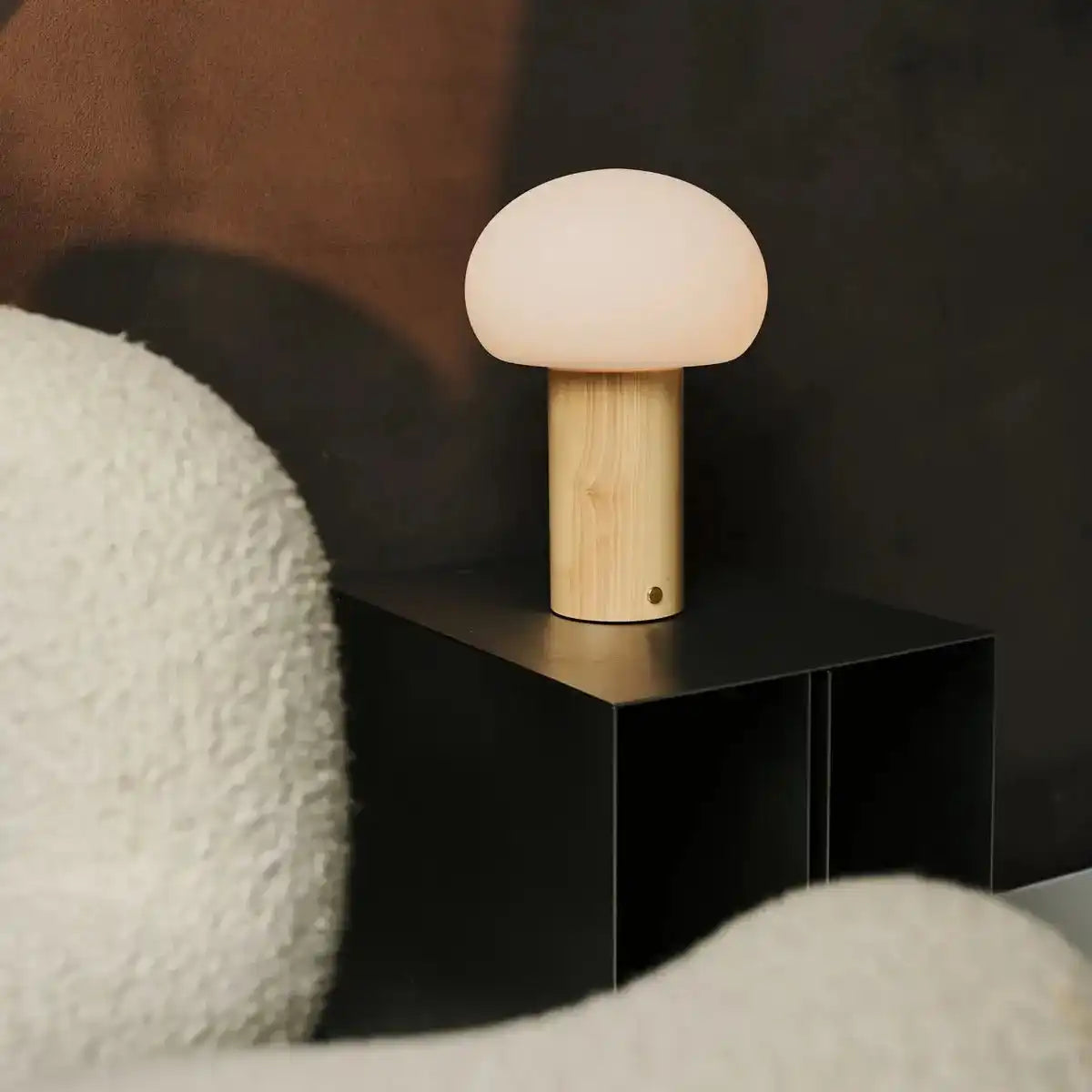 Sam hellbraunes Holztischlampe mit Glas & wiederaufladbarem Akku | Dimmbare und vielseitige Beleuchtung