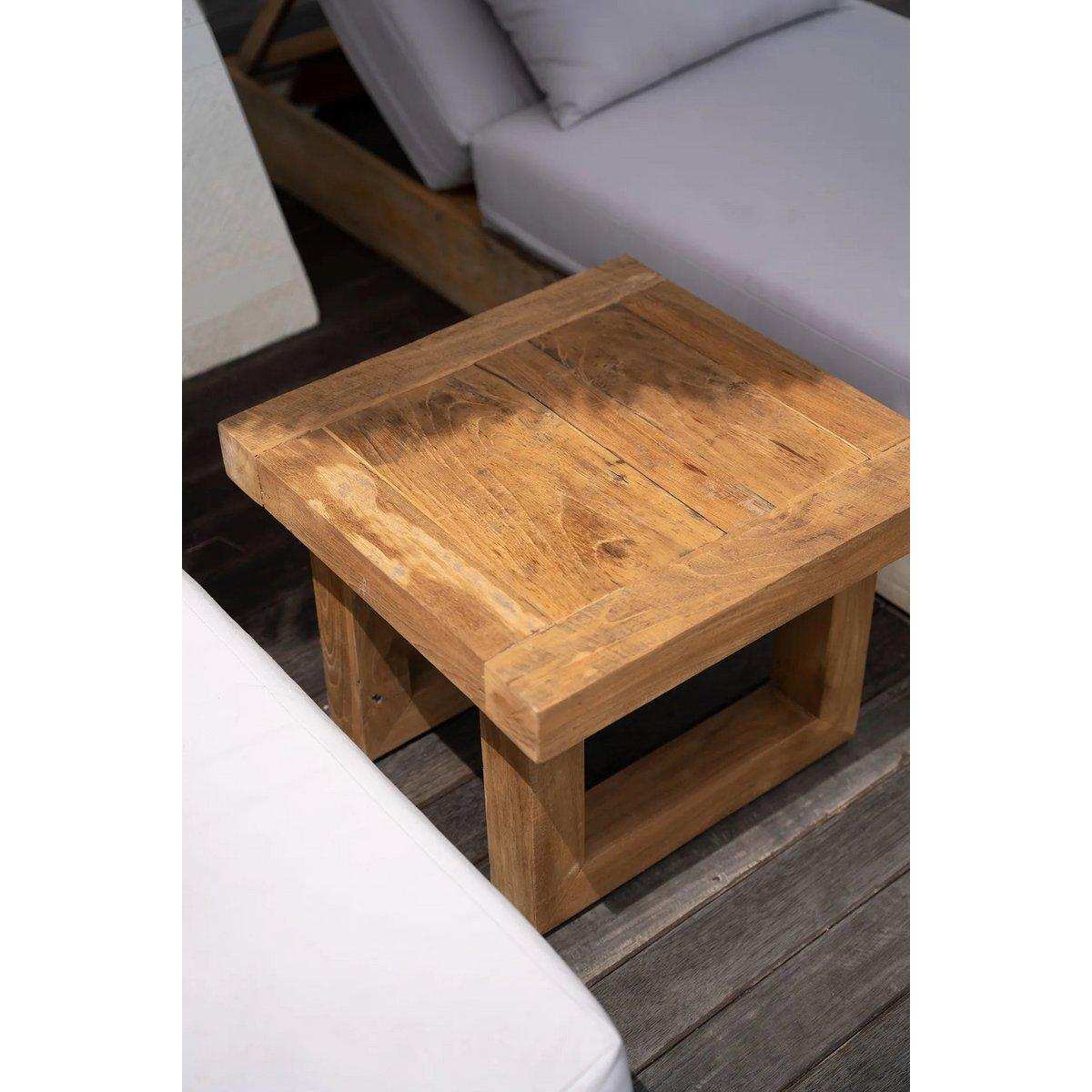 Der Beistelltisch aus recyceltem Teakholz – Natur - HomeDesign Knaus
