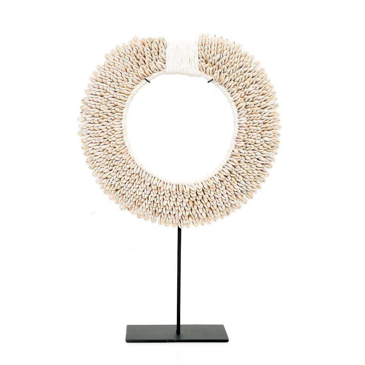 Die Papua Shell Disc auf Ständer - Weiß - M. - HomeDesign Knaus