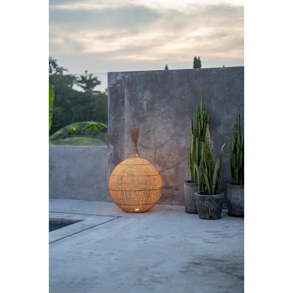 Die Wonton Stehlampe – Anhänger – Natur - HomeDesign Knaus