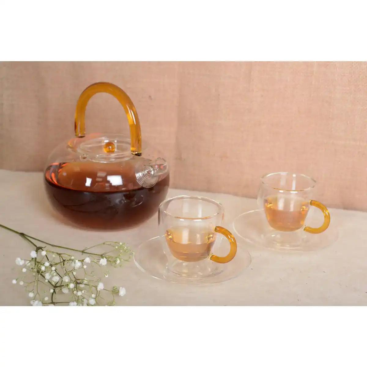 Doppelwandbecher und gelbe Griffbecher - Los 4 - HomeDesign Knaus