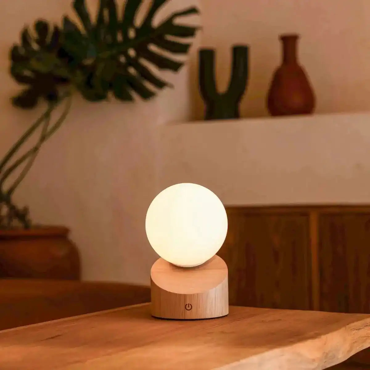 Morris hellbraun stilvolle wiederaufladbare Lampe-schnurlos, dimmbar, umweltfreundliches Design