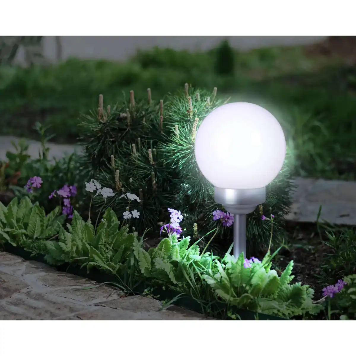 LED Außen Kugelerdspieß "BALL" D: 25 cm , Erdspieß aus Kunststoff , Weiß, mit integrierter LED