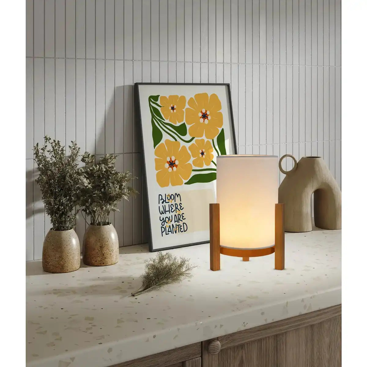 Akkutischleuchte "MADITA" 32 cm hoch, in Weiß/Natur, mit integrierter LED, dimmbar mit Berührungssensor