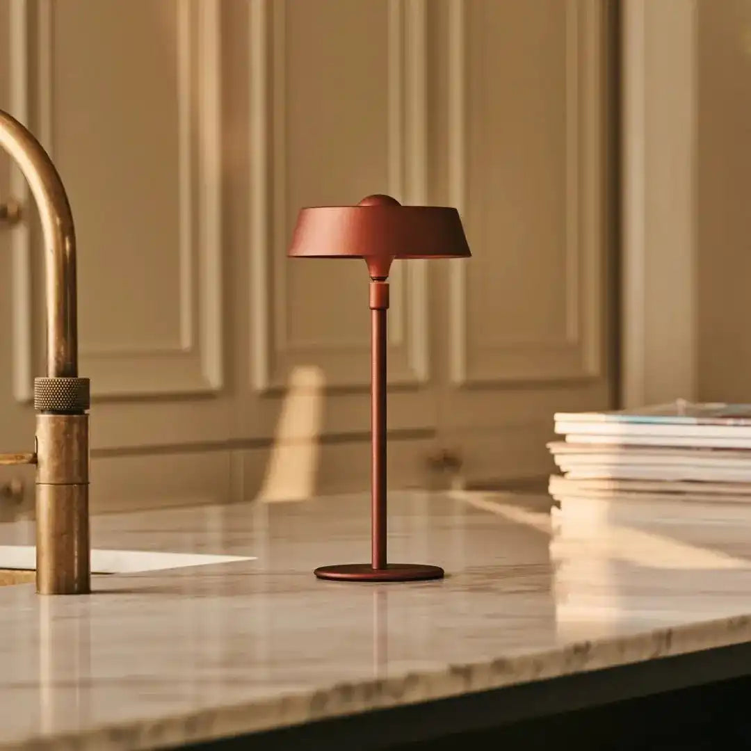 Luca Bronze - USB wiederaufladbare Lampe l minimalistisch, verspielt und dimmbar