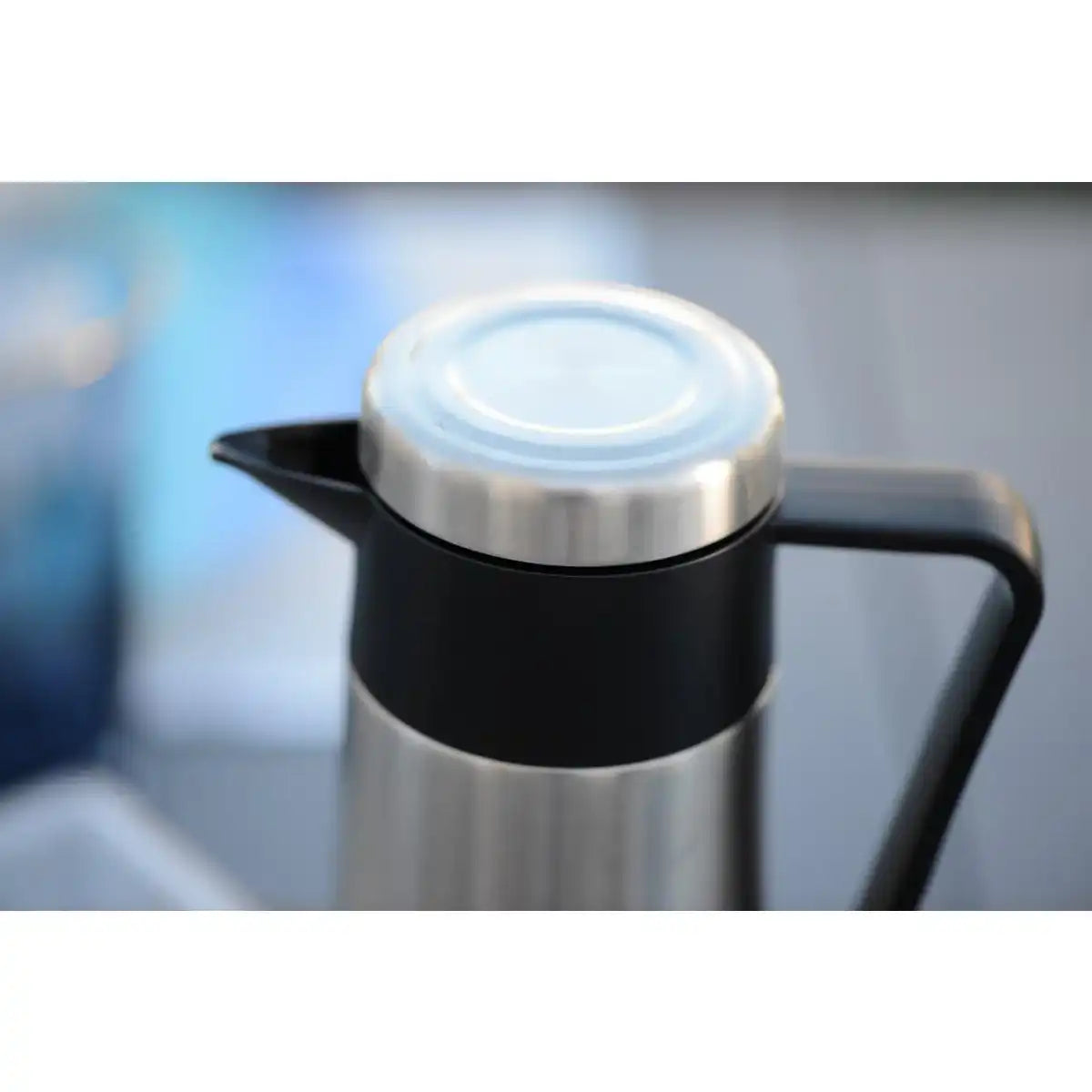EDELSTAHL UND SCHWARZER ISOTHERMISCHER KAFFEEHERSTELLER 1L - HomeDesign Knaus