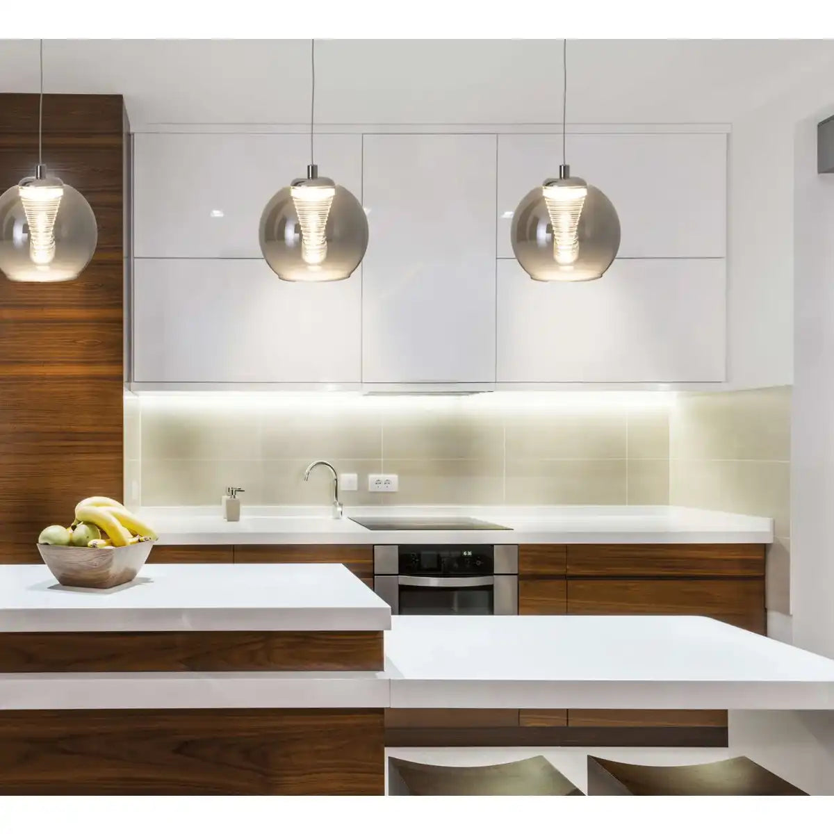 LED Pendelleuchte "VASO", Pendellampe aus Metall und Glas in anthrazit, mit fest verbauten LEDs, Hängelampe für Esszimmer und Wohnzimmer mit einem Øvon 14,5 cm.