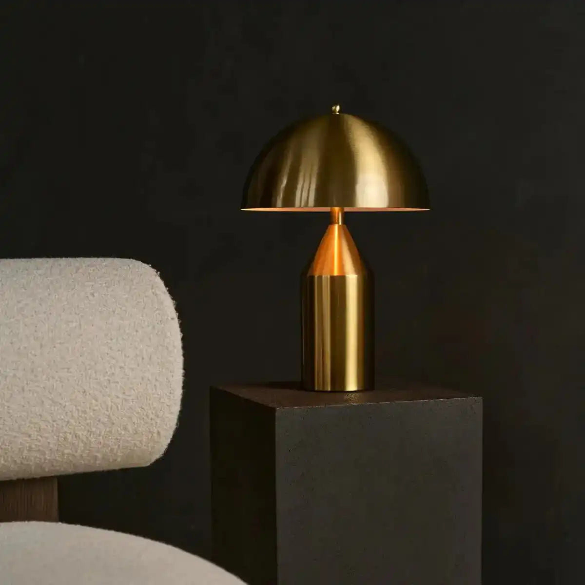 Otto Gold Dressoir Lamp – Stilvolle Tischlampe aus Metall für jeden Raum