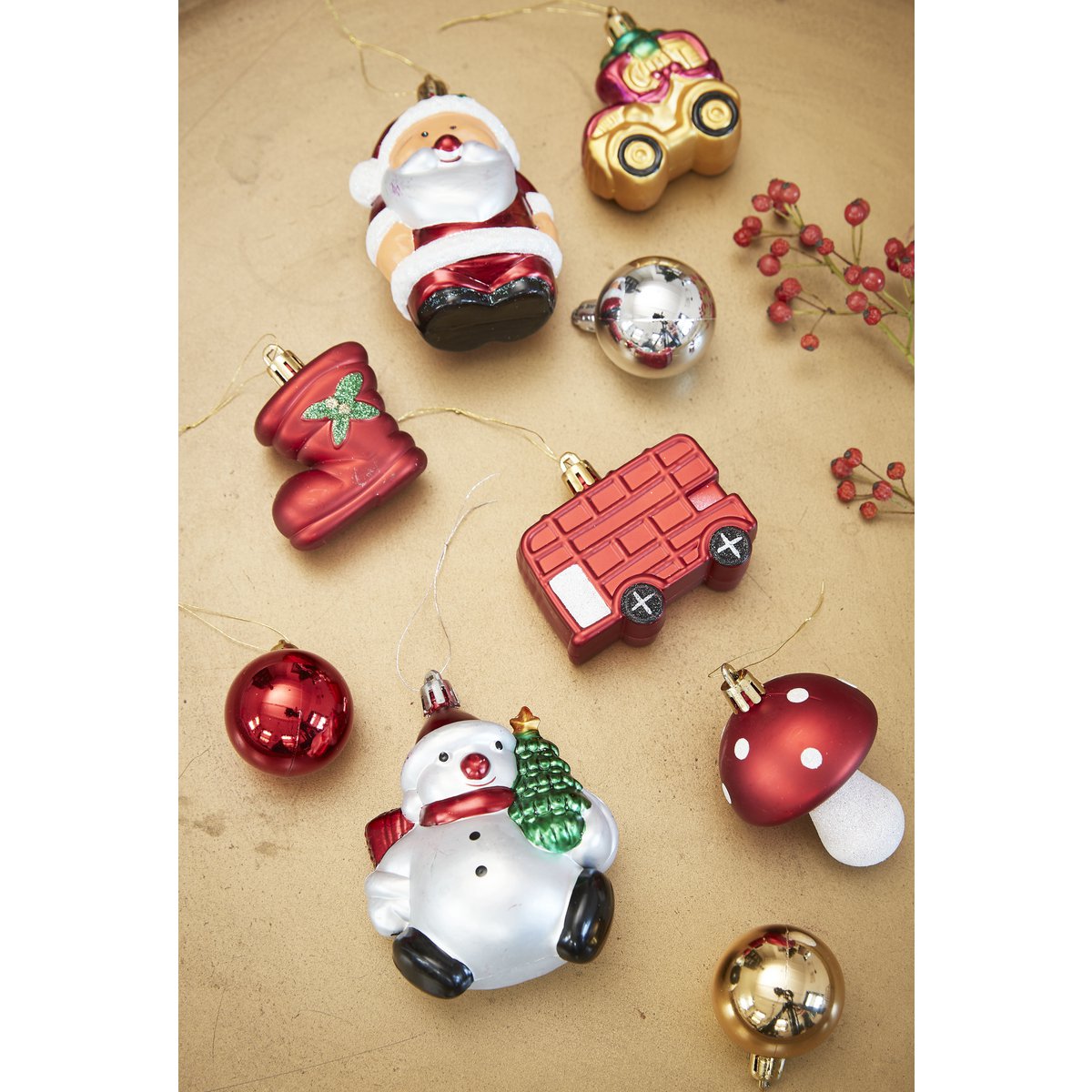 Künstlicher Weihnachtsbaum mit 26 Ornamenten und LED-Beleuchtung – H90 x Ø50 cm – Grün