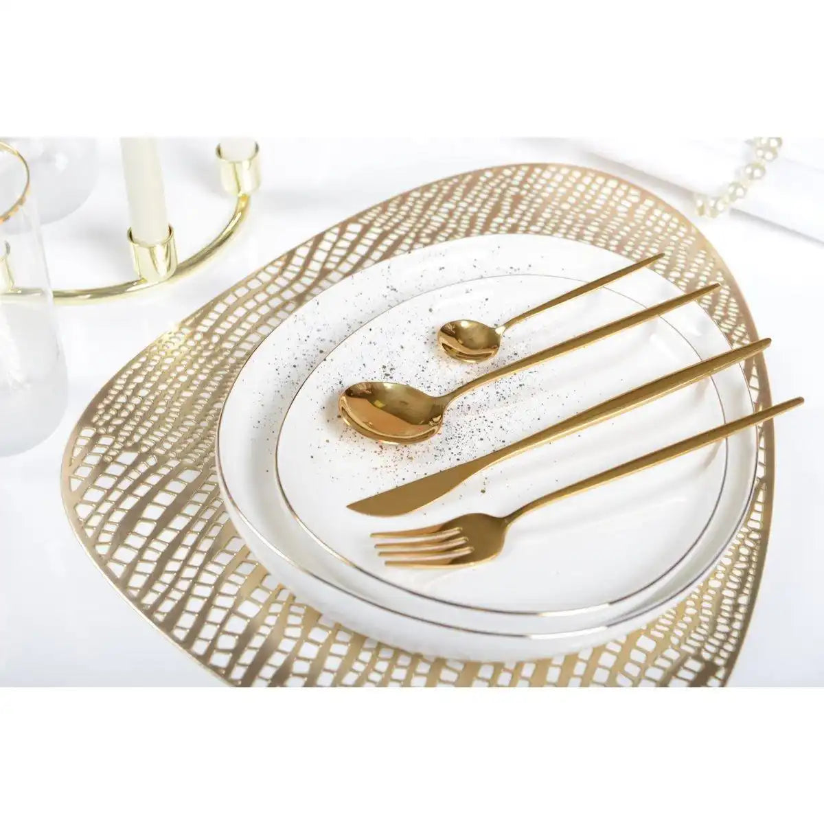 GOLDENE DREIECKPLATTE - HomeDesign Knaus