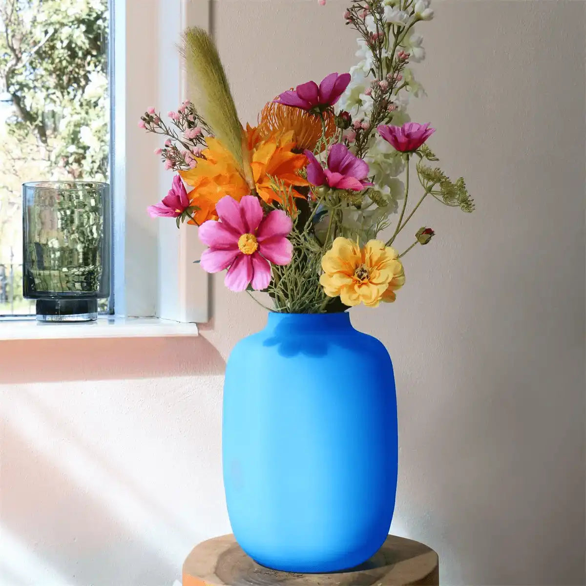 Handgefertigte Designer Neon Blau Blumenvase, Mundgeblasen - HomeDesign Knaus