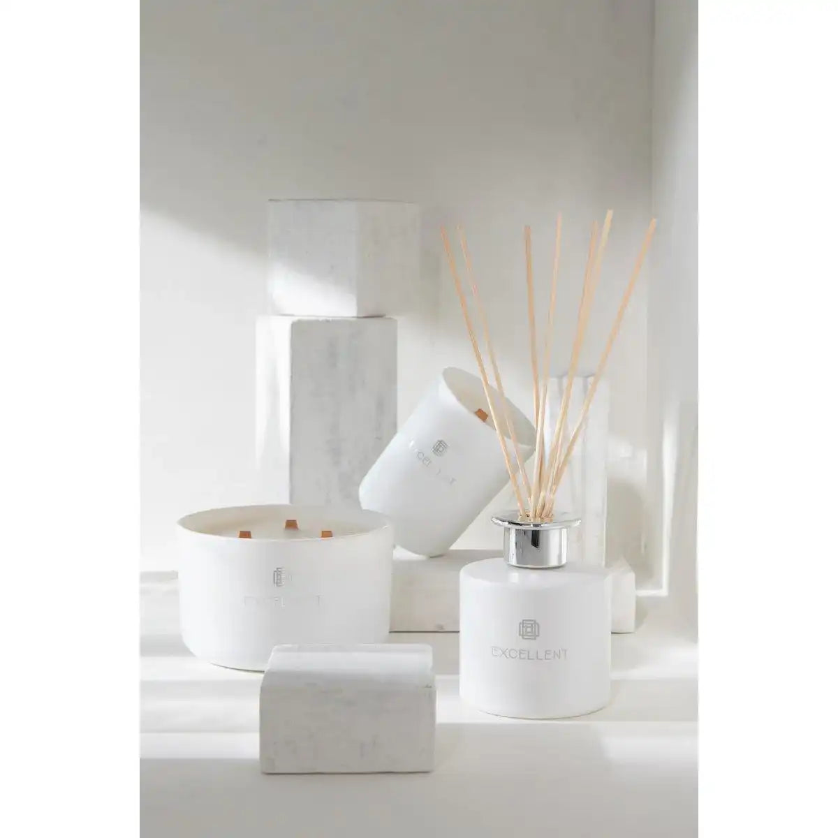 J-Line Duftkerze Excellent - Golden Honey - weiß - S - 50U - HomeDesign Knaus