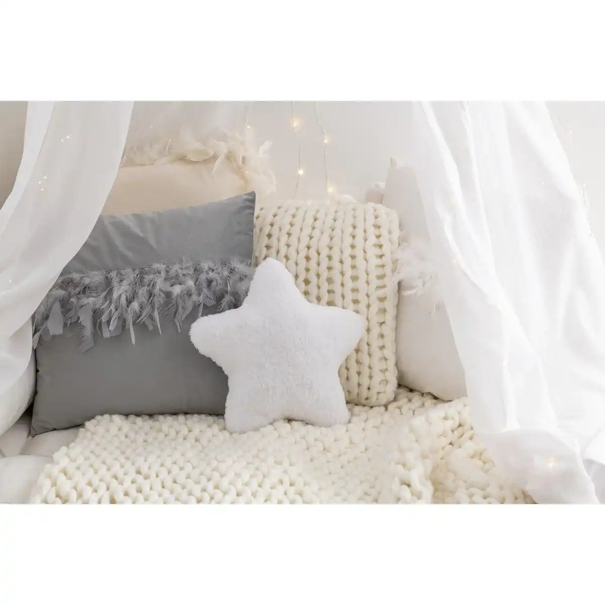 J-Line Kissen gestricktes quadratisches Acryl – Polyester – weiß - HomeDesign Knaus