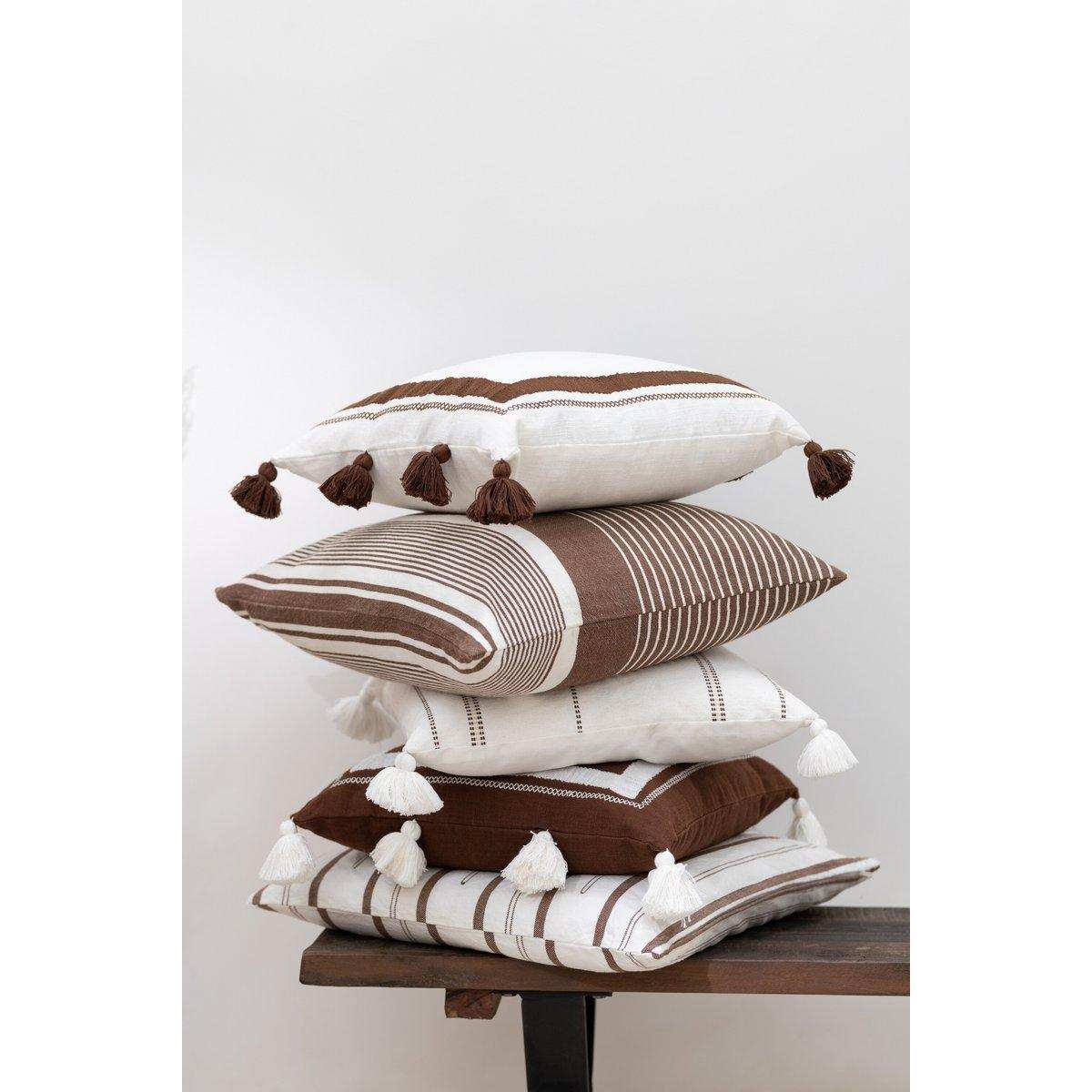 J-Line Kissen Lines – Baumwolle – weiß/braun - HomeDesign Knaus
