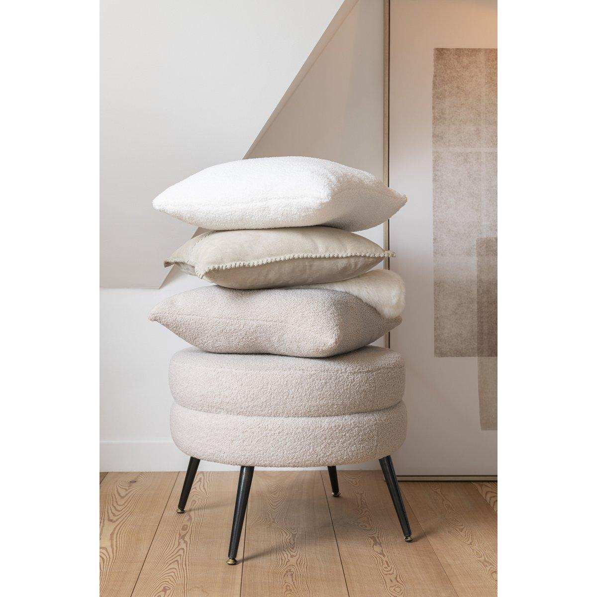 J-Line Kissen Teddy – Polyester – weiß - HomeDesign Knaus
