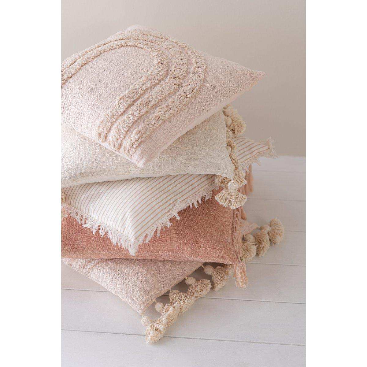 J-Line Kussen Kwastje – Katoen – Perzik - HomeDesign Knaus