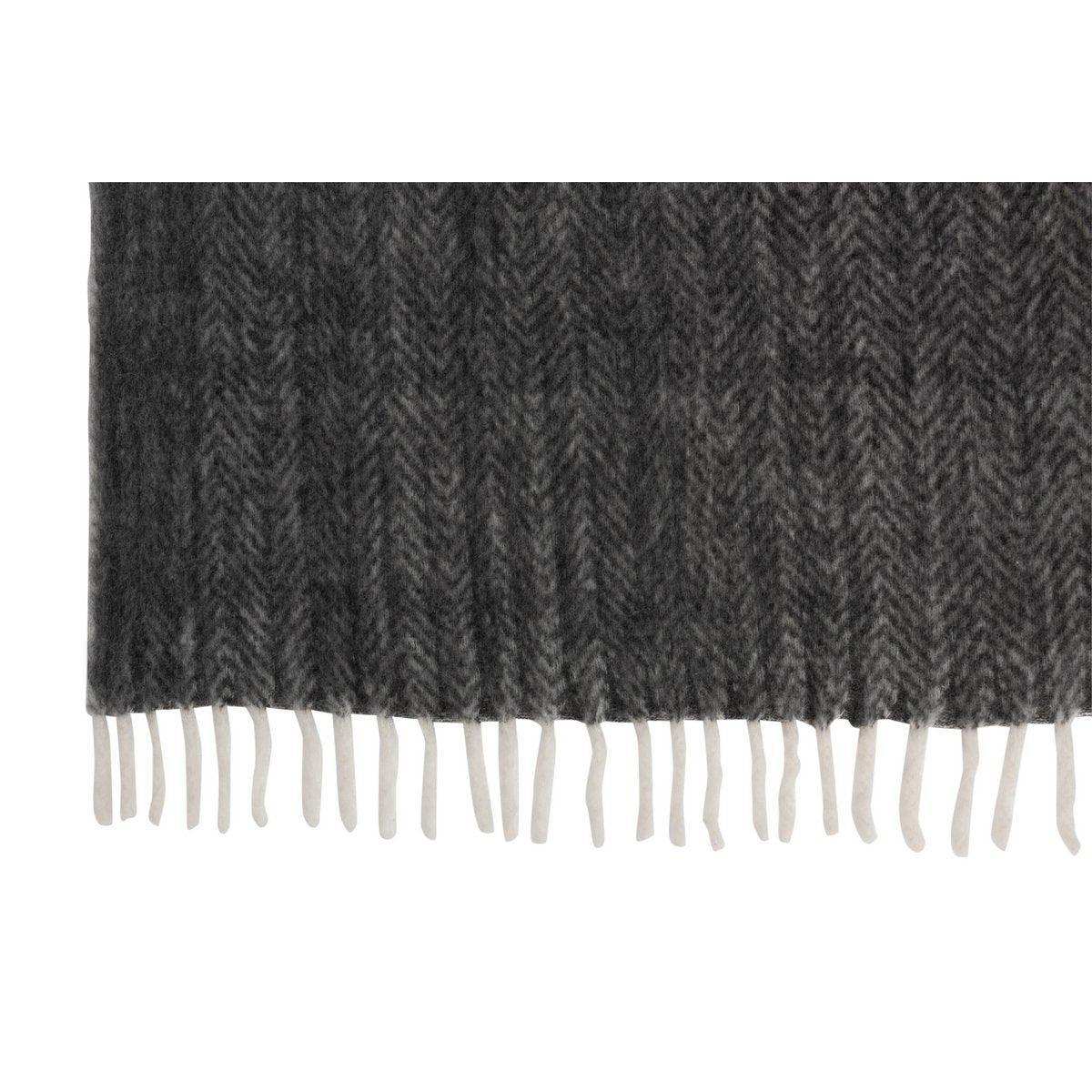 J-Line Plaid – Polyester – schwarz/weiß – 190 x 136 cm - HomeDesign Knaus