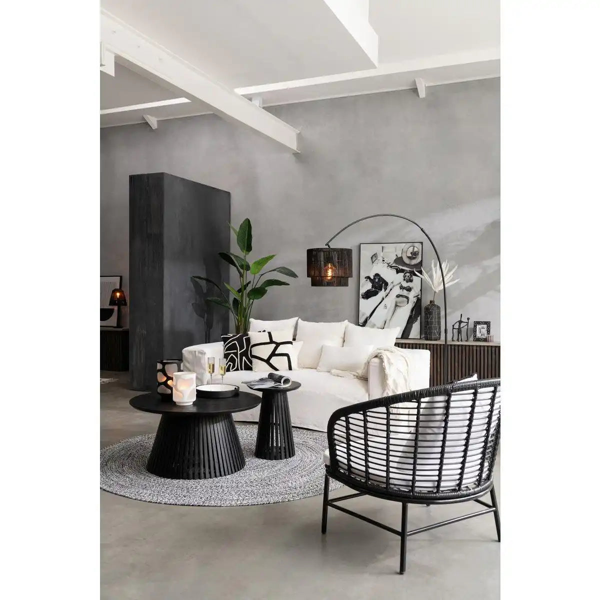 J-Line Tisch Vincent Mangoholz Schwarz Medium - HomeDesign Knaus