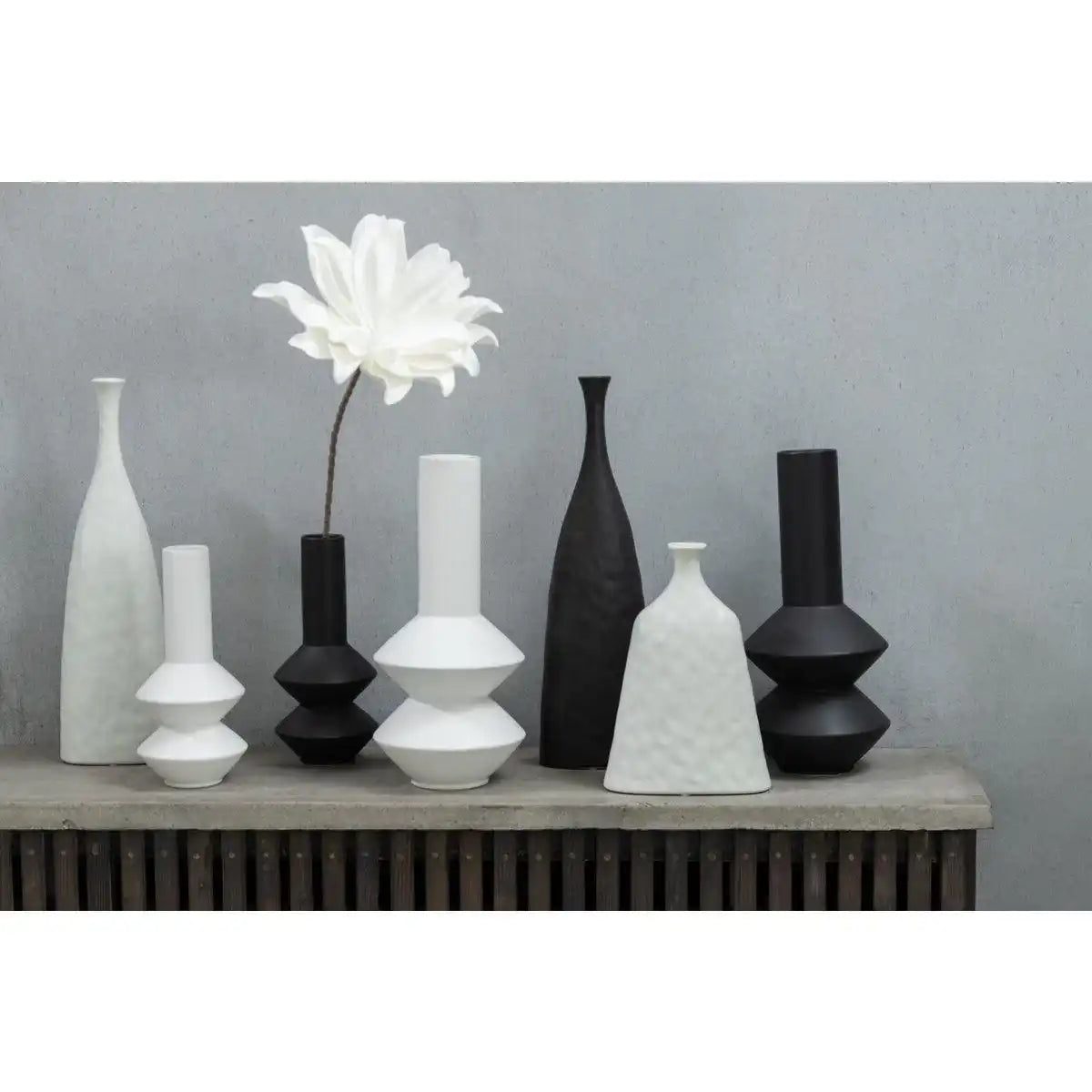 J-Line Vase Zihao - Keramik - Schwarz - Groß - HomeDesign Knaus