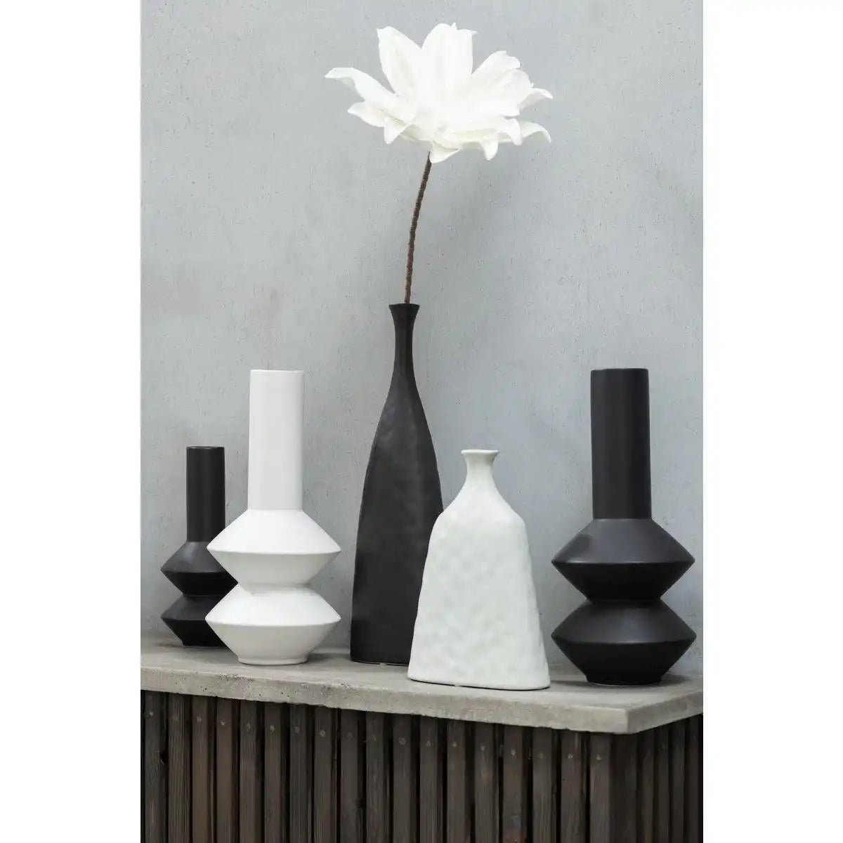 J-Line Vase Zihao - Keramik - Schwarz - Groß - HomeDesign Knaus