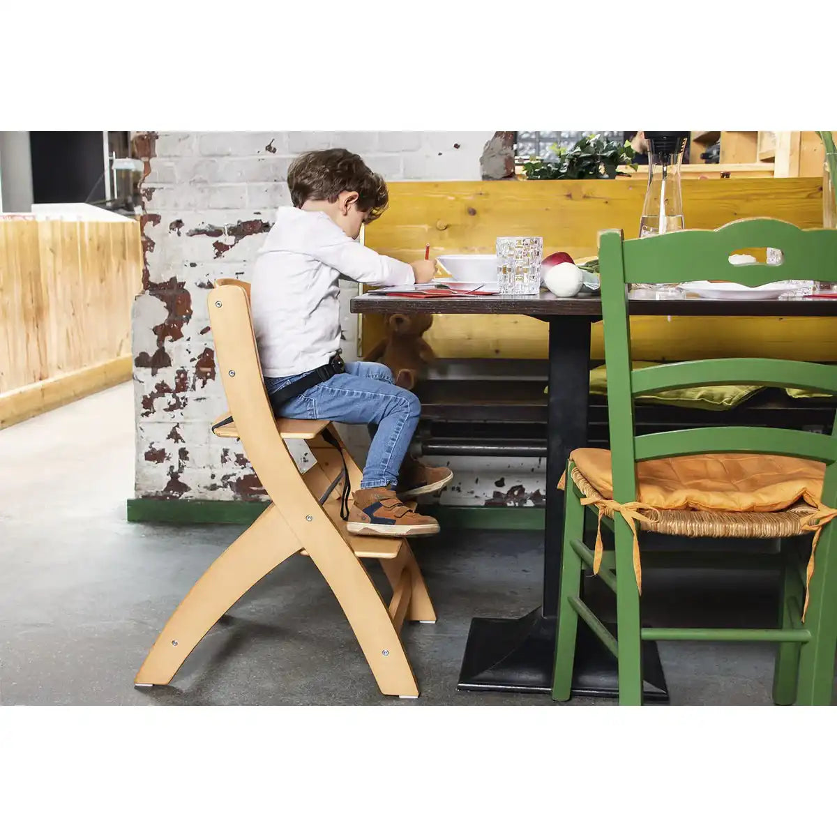 Kinderstuhl Treppenstuhl 'Thilo', klar lackiert - HomeDesign Knaus