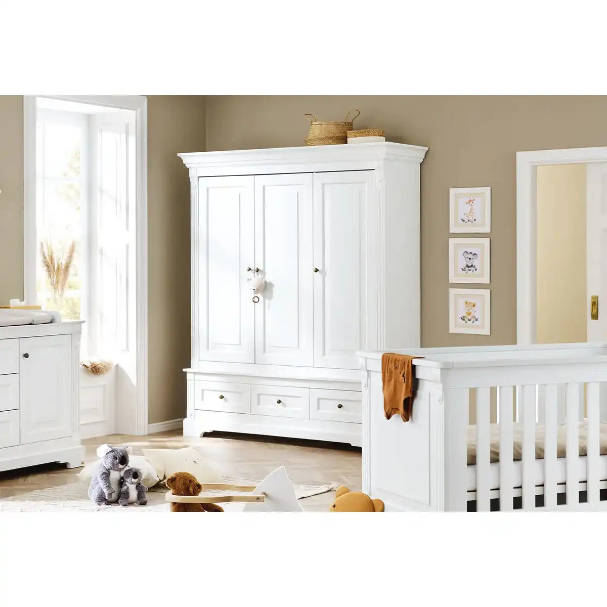 Kleiderschrank 'Emilia' groß - HomeDesign Knaus