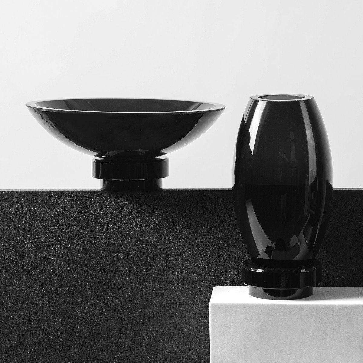 Kleine moderne Vase, innovatives Design, Rückseite aus hochwertigem Glas. RUD15ZW - HomeDesign Knaus