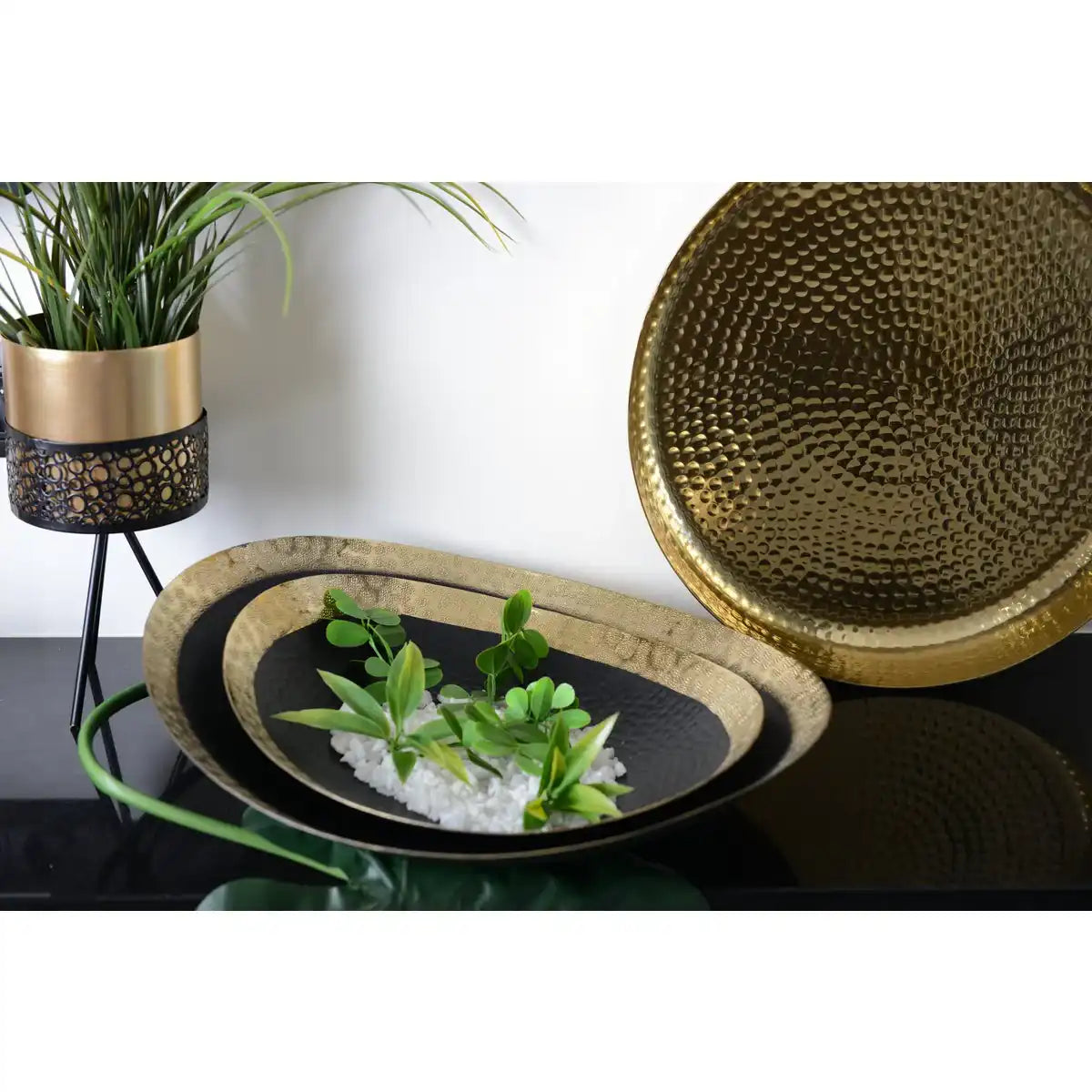 Metallpflanzenstütze mit vergoldeter Vase H.34cm - HomeDesign Knaus