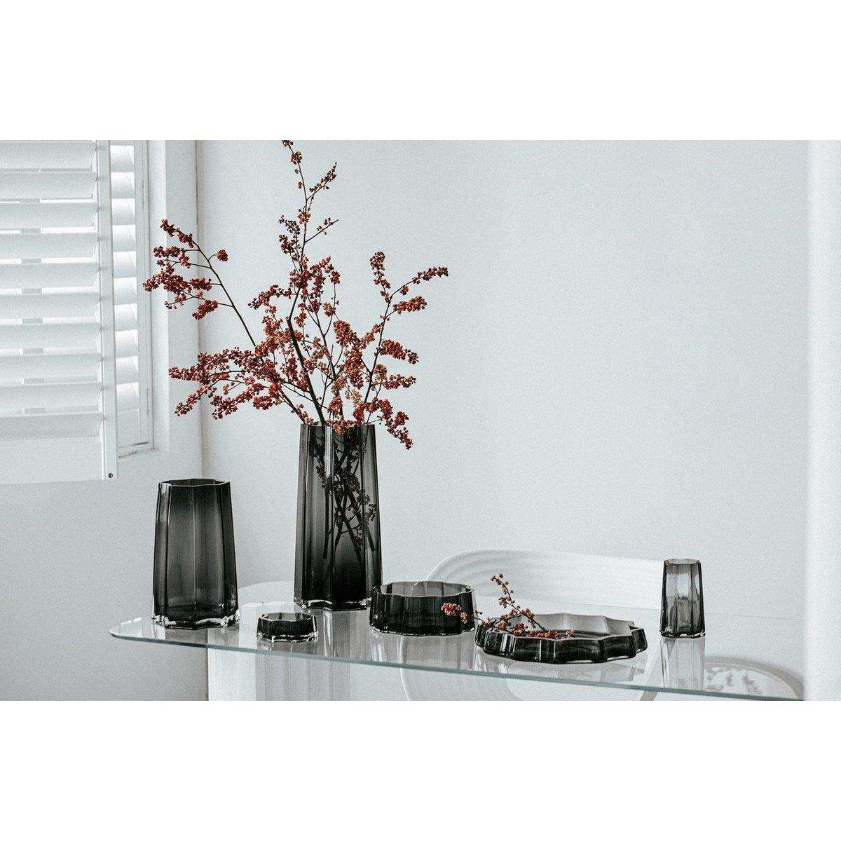 Modern-klassische, luxuriöse hohe Vase, stilvolles belgisches Design, LENOX 40 Grau - HomeDesign Knaus