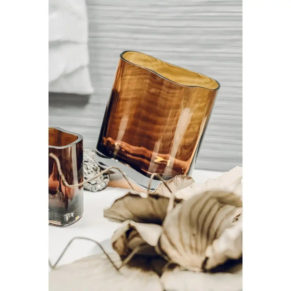 Neue moderne Designvase, inspiriert von CORAL und Aalto, mittlere Größe, COR20AM - HomeDesign Knaus