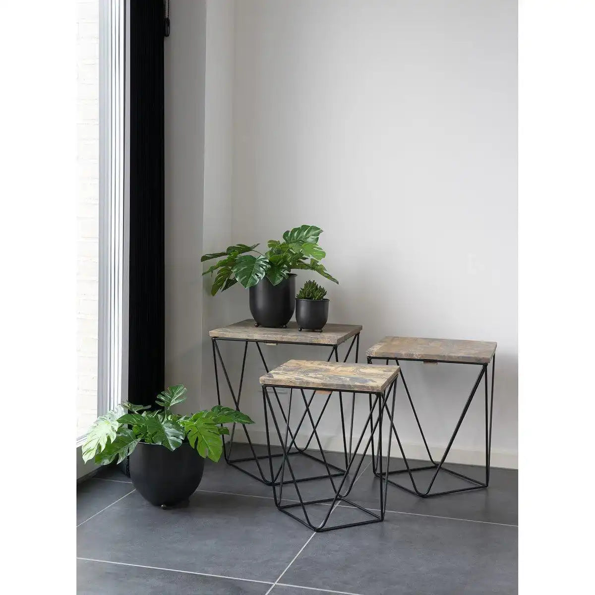 Nova Blumentöpfe – 3 Blumentöpfe aus schwarzem Metall. - HomeDesign Knaus