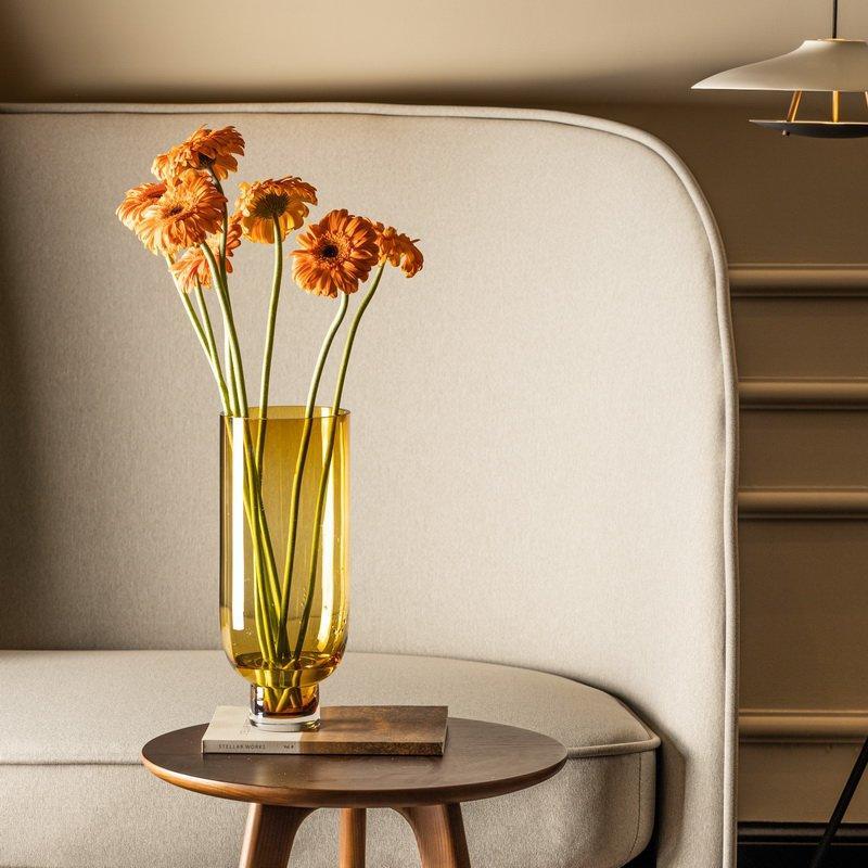 Schlichte moderne Glasvase, zylindrische Form auf elegantem Sockel, dunkelgrau, OMAHA14GR - HomeDesign Knaus