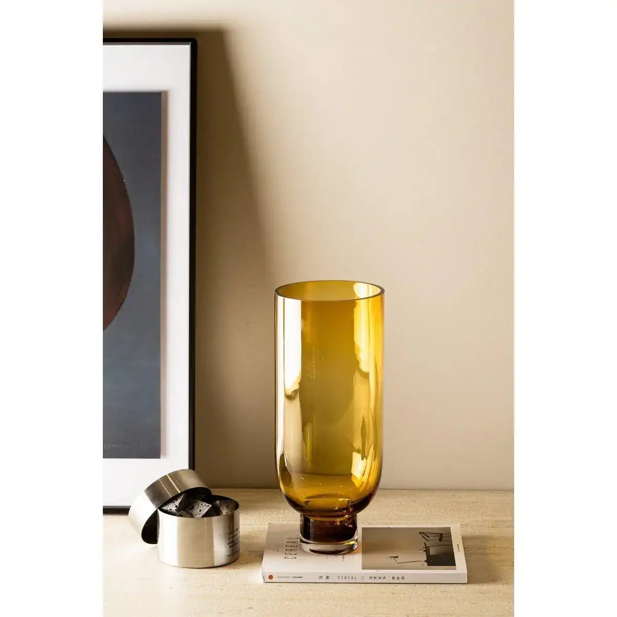 Schlichte moderne Glasvase, zylindrische Form auf festem Sockel, warmes Dunkelorange, OMAHA14AM - HomeDesign Knaus