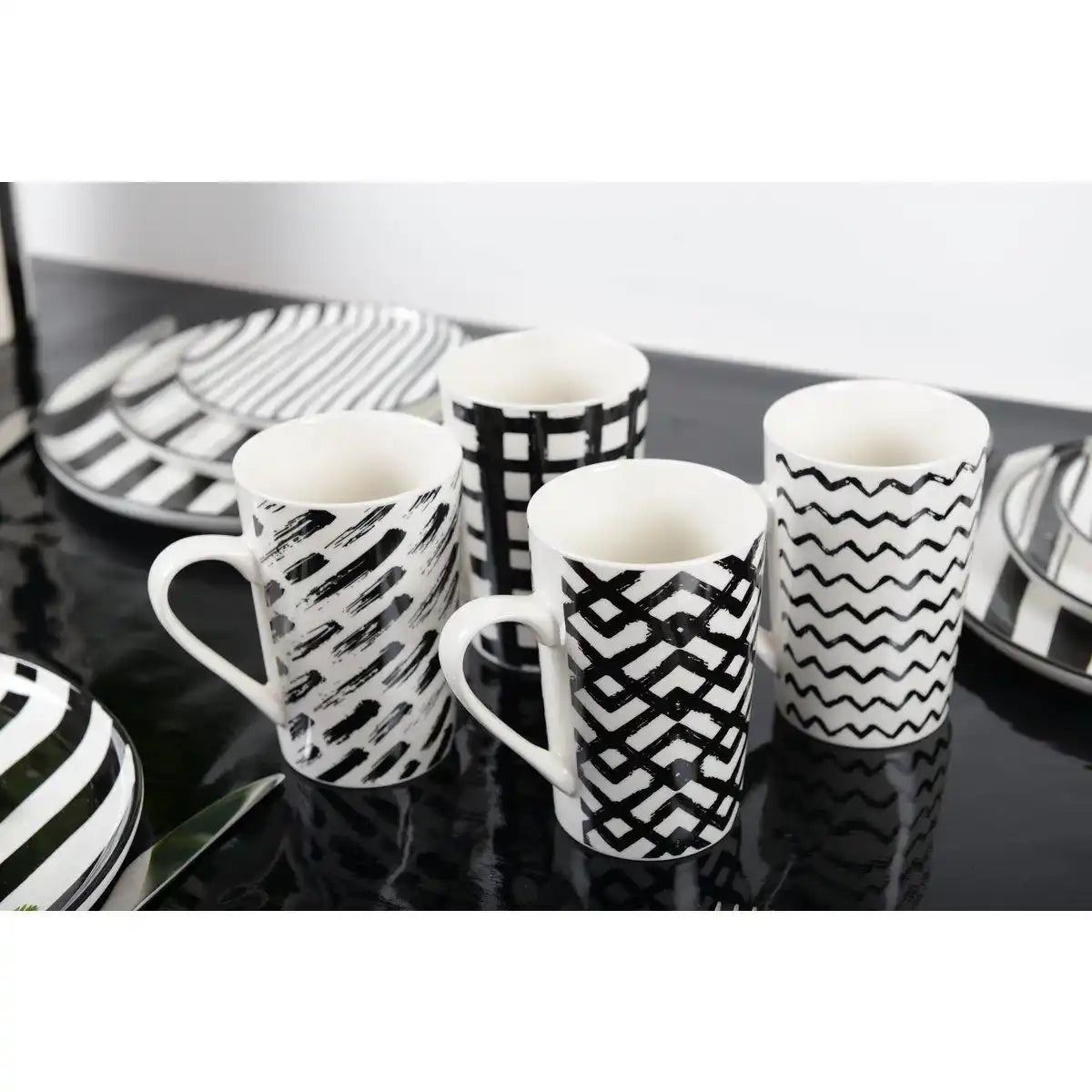 SET 4 BECHER 450ML SCHWARZ & WEISS - HomeDesign Knaus