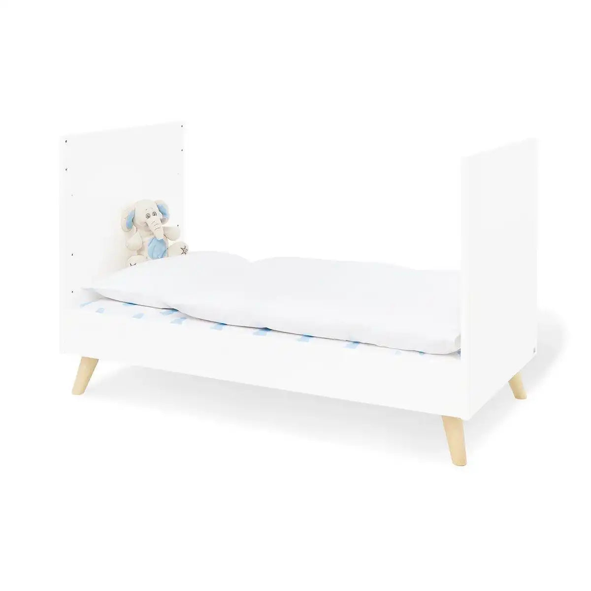 Starter-Set 'Move' breit, inkl. Wandregal
3-teilig: Kinderbett, breite Wickelkommode, Wandregal - HomeDesign Knaus